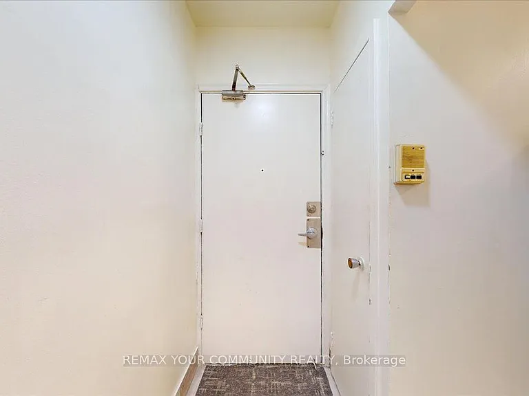 2645 Keele St #1A — Photo 2