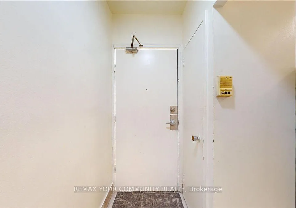 2645 Keele St #1A