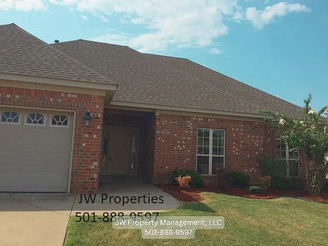 Building Photo - 5511 Village Loop