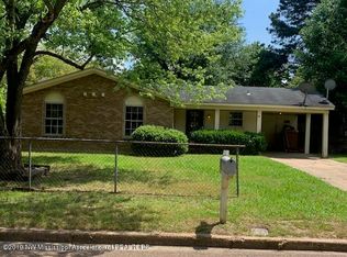 73 Hillbrook Dr, Southaven, MS 38671