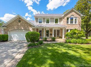 26W568 Lindsey Ave, Winfield, IL 60190