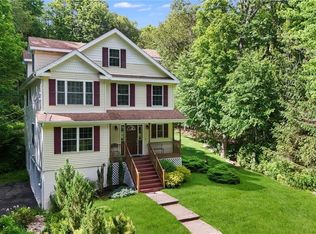 341 Lake Shore Rd, Putnam Valley, NY 10579