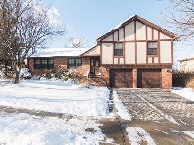 233 Crown Ave, Staten Island, NY, 10312