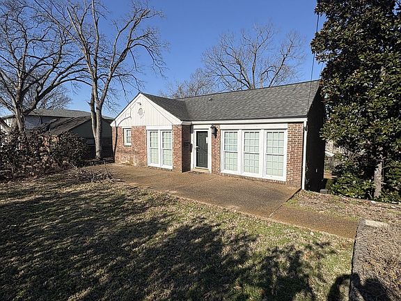 2nd image of 3300 Overlook Dr
