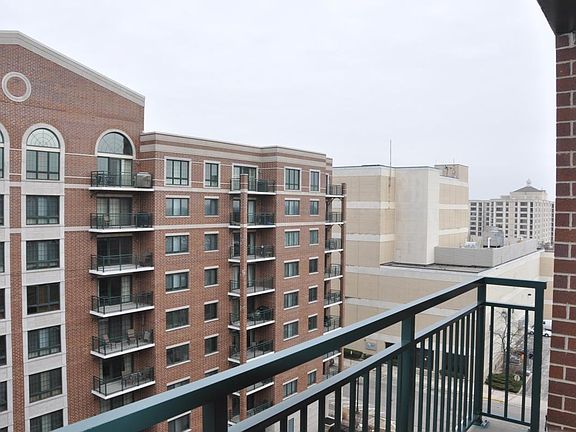 4th image of 770 Pearson St APT 801