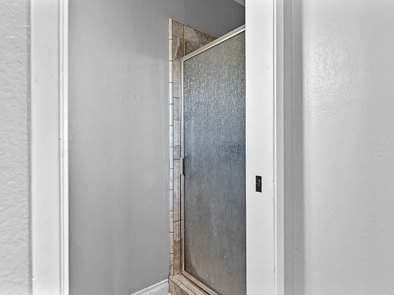 208 S Greenlawn St — Photo 20