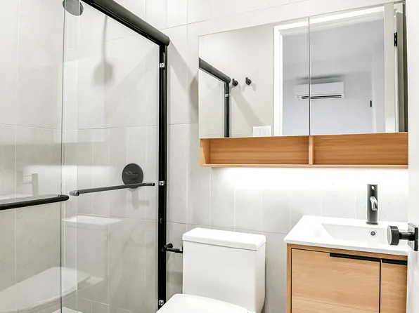 974 Carroll Street image 10 of 59