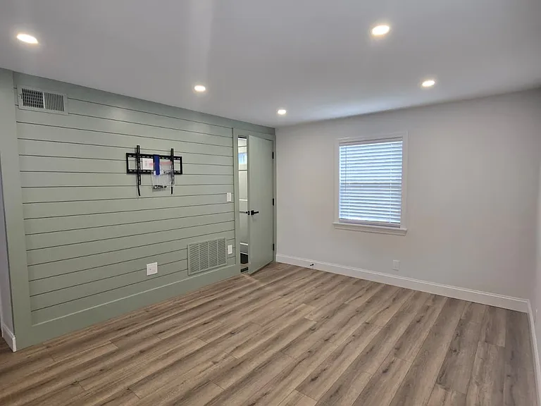 613 Willow Ave #1 — Photo 16