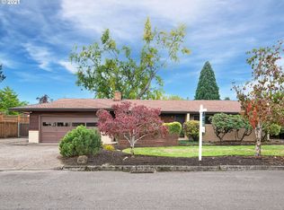 15325 SE La Crescenta Way, Milwaukie, OR 97267