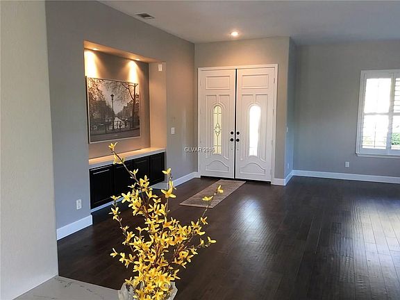 4th image of 10643 Fairfield Ave
