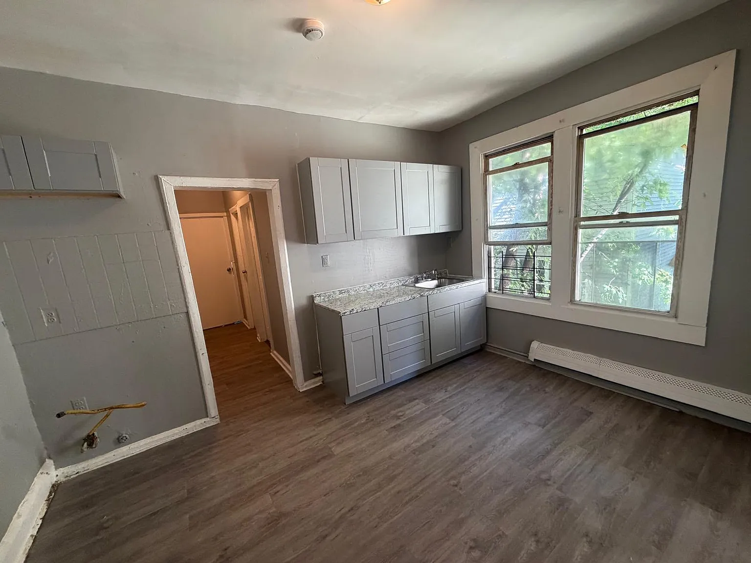 2 bed, $1,650 — Photo 3