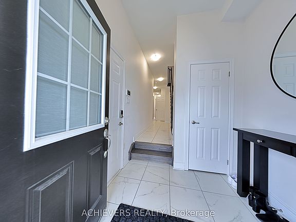 5th image of 52 Branigan Cres