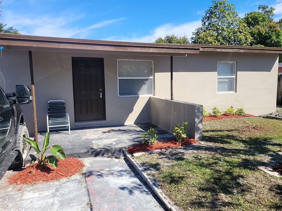 2nd image of 1659 NW 15th Terrace
