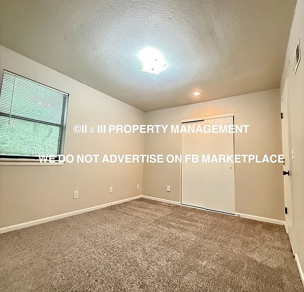 1921 Lawrence Ct — Photo 10
