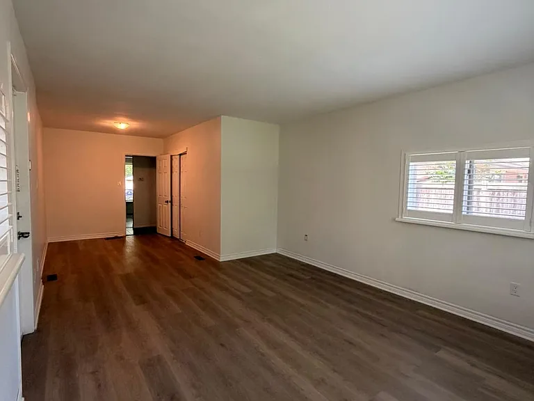 1210 Patann Dr — Photo 3