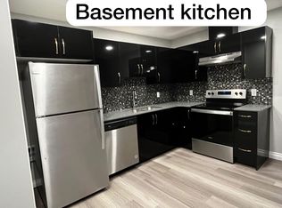 1936 160th St SW, Edmonton, AB T6W4X6