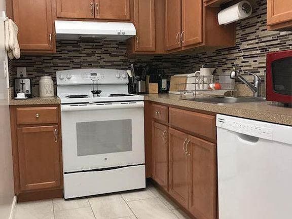 5th image of 7640 Provincial Dr APT 301