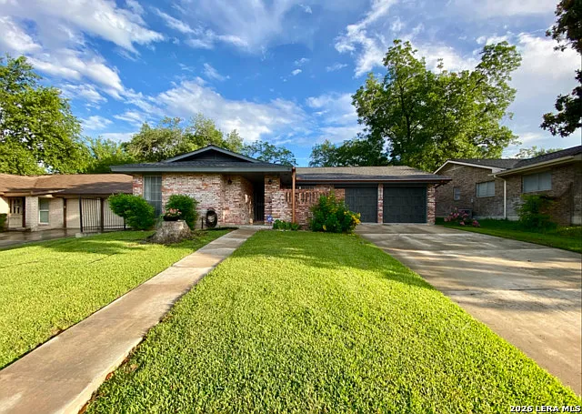 3514 Clearfield Dr — Photo 1