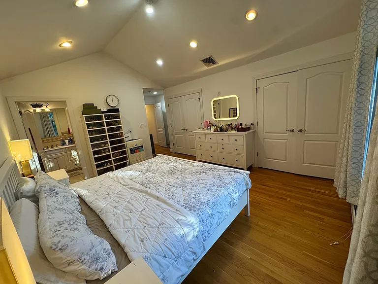 2133 Linwood Ave — Photo 28