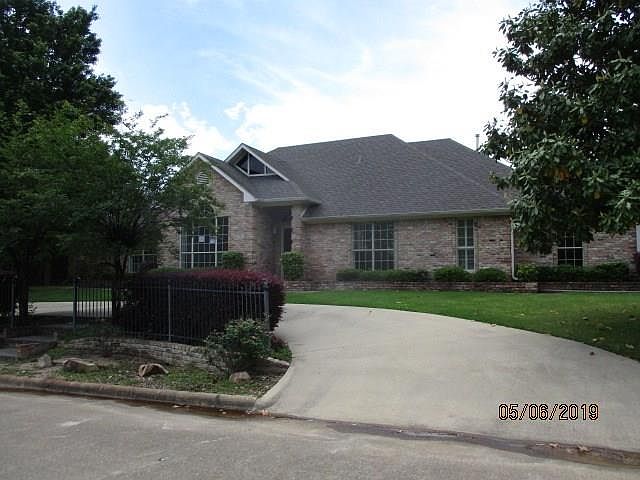 1st image of 301 Greenhill Park Ave