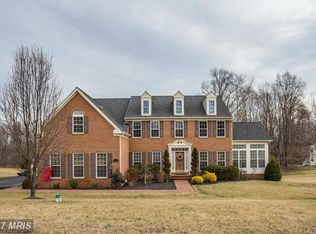 5518 Notched Beak Ct, Waldorf, MD 20601