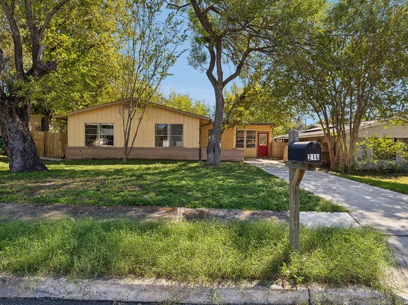 210 Goodhue, San Antonio, TX 78218