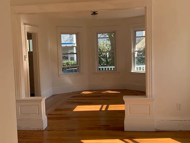 22 Gardner St — Photo 10