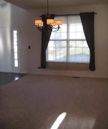 5th image of 919 Galena Dr