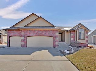 2626 W 58th Ct N, Wichita, KS 67204