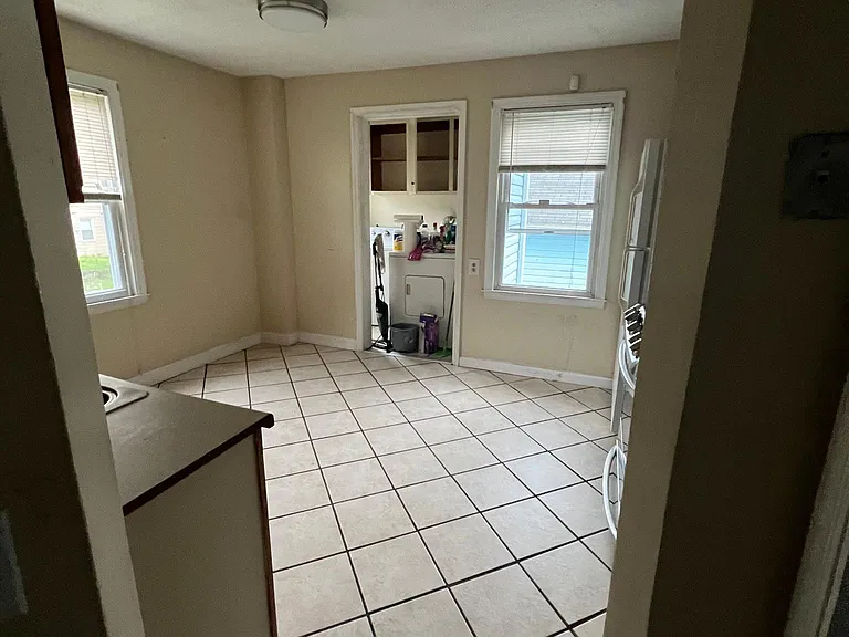 77 N Pond St #1 — Photo 11
