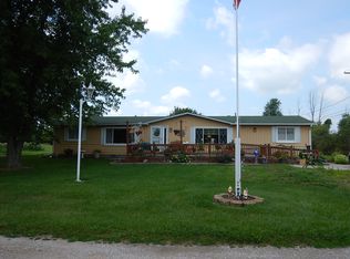 5214 King Rd, China, MI 48054