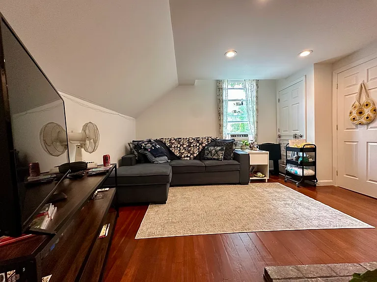 13 Mill St #1 — Photo 17