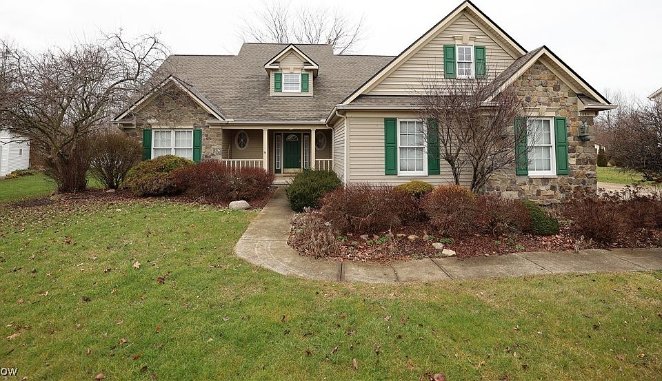 1st image of 2584 Deerfield Dr