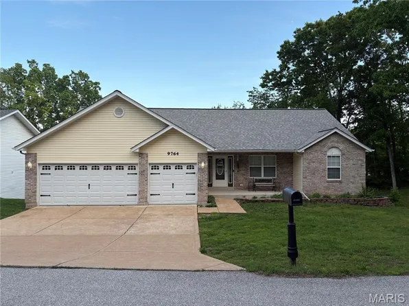 9764 Lee Dr, Hillsboro, MO 63050