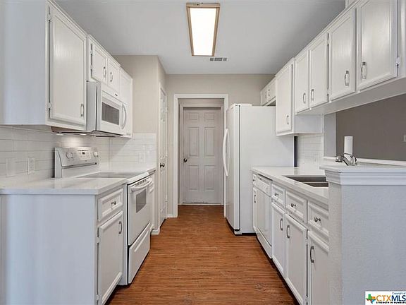 4th image of 4007 Mustang Dr