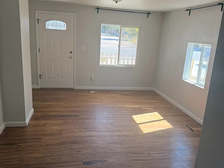 1543 Havana St — Photo 14