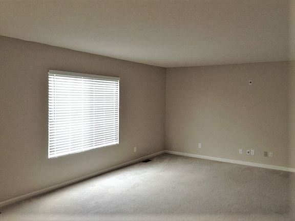 3rd image of 2899 Faubush Ct