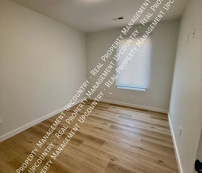 693 Neighborhood Rd — Photo 18