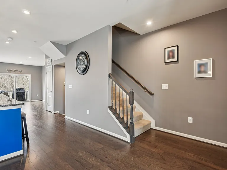 1306 Hawk Hollow Dr — Photo 10