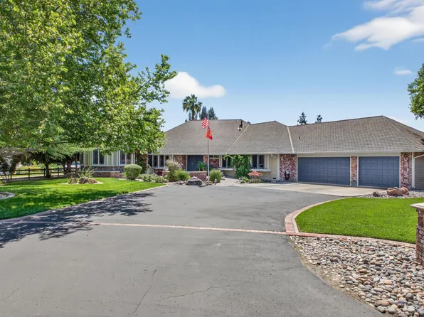 8420 W Fairoaks Rd, Tracy, CA 95304