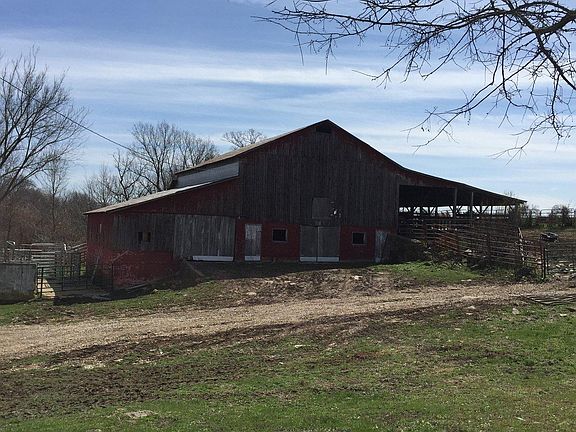 5th image of 6171 Lake Freddie Rd