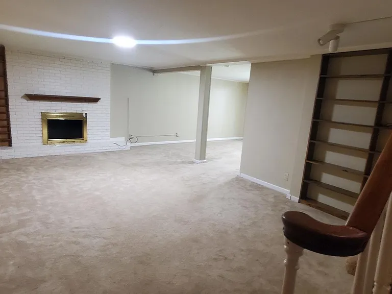 9402 Gulf Park Dr — Photo 8