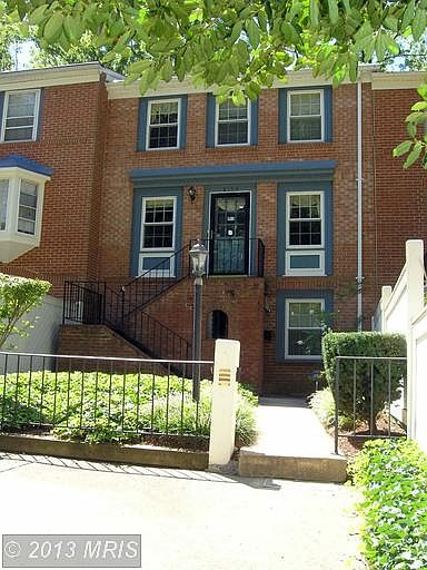1st image of 8174 Fernlake Ct