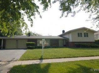 9237 S Karlov Ave, Oak Lawn, IL