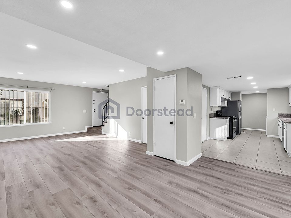 1st image of 341 S New Ave APT A