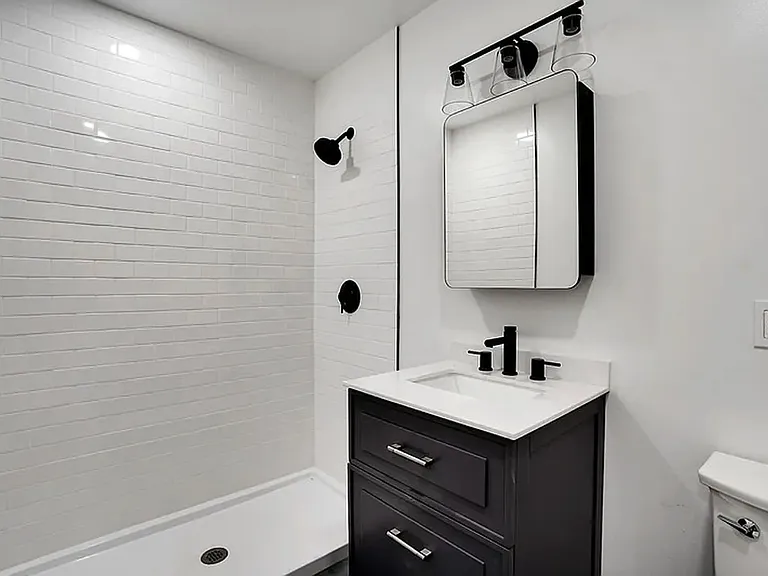 128 Union St #4 — Photo 6