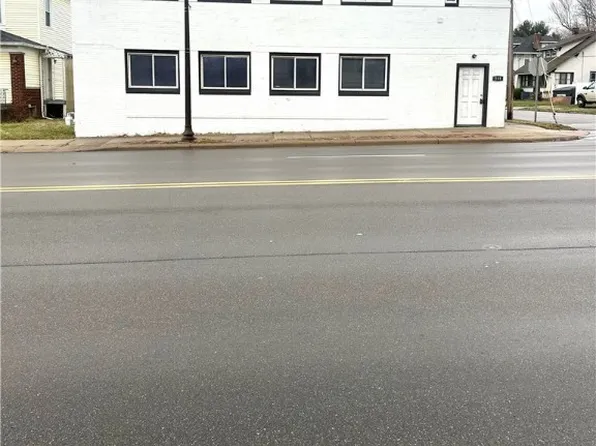 235 E State St, Alliance, OH 44601