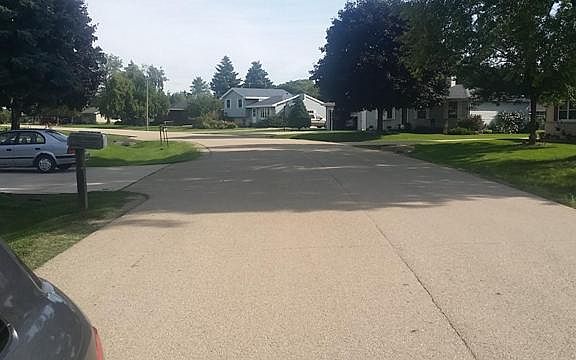 3rd image of 1119 Loretta Ave