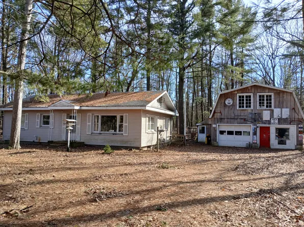 5703 W Decker Rd, Ludington, MI 49431