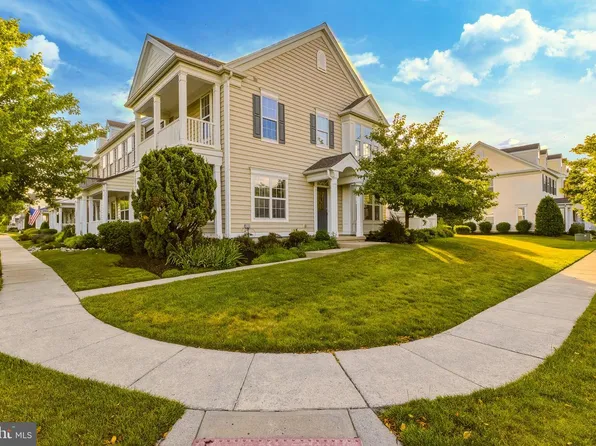 26 Alyce Ln, Voorhees, NJ 08043
